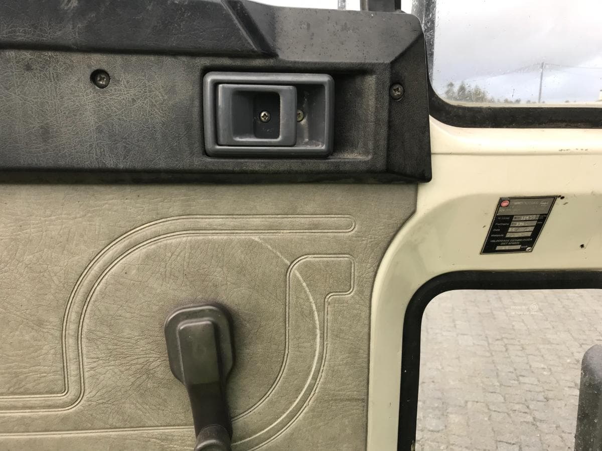 Volvo FL6 Tribasculante · Ano 1991 — image 19