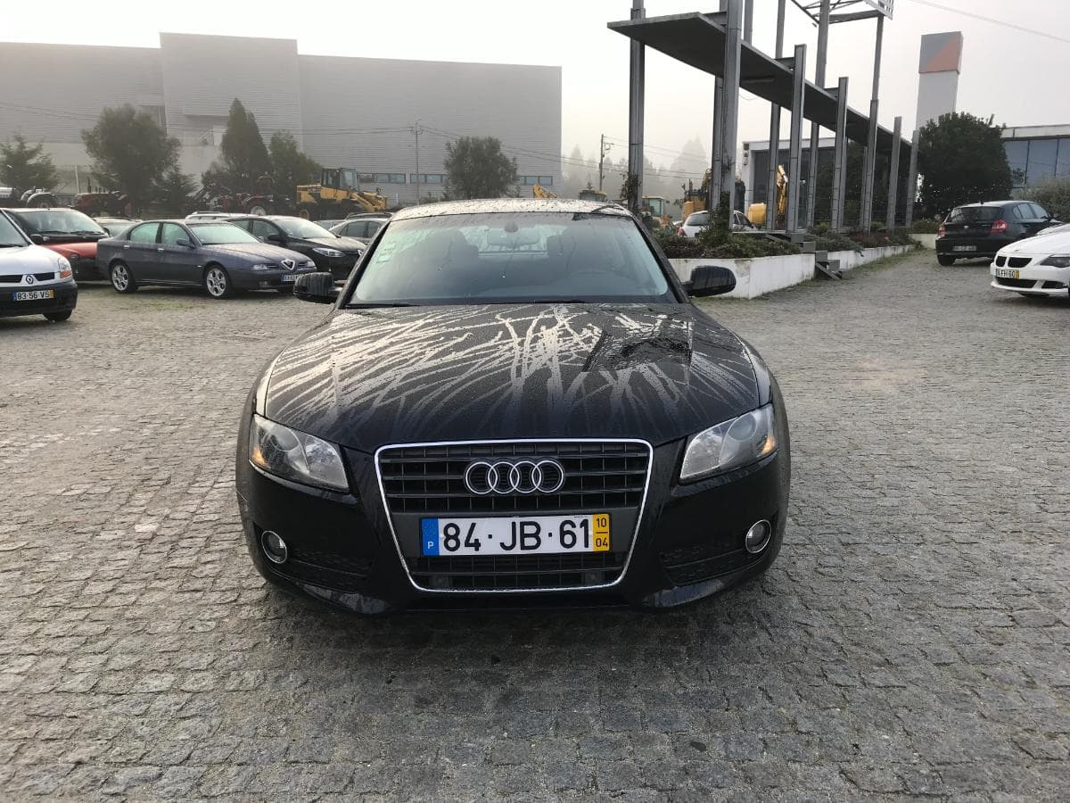 Audi A5 2.0 TDI · Ano 2010 — image 2