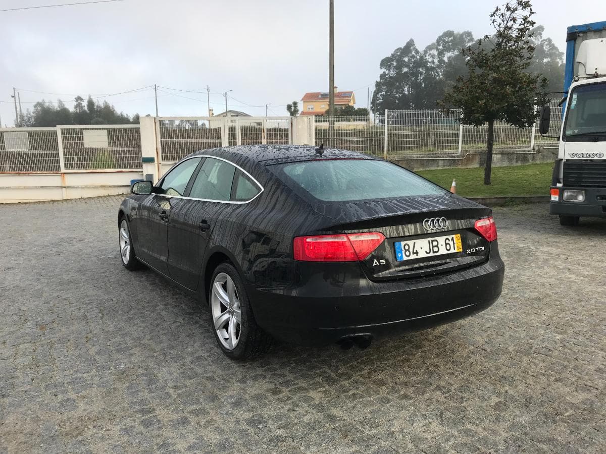Audi A5 2.0 TDI · Ano 2010 — image 7