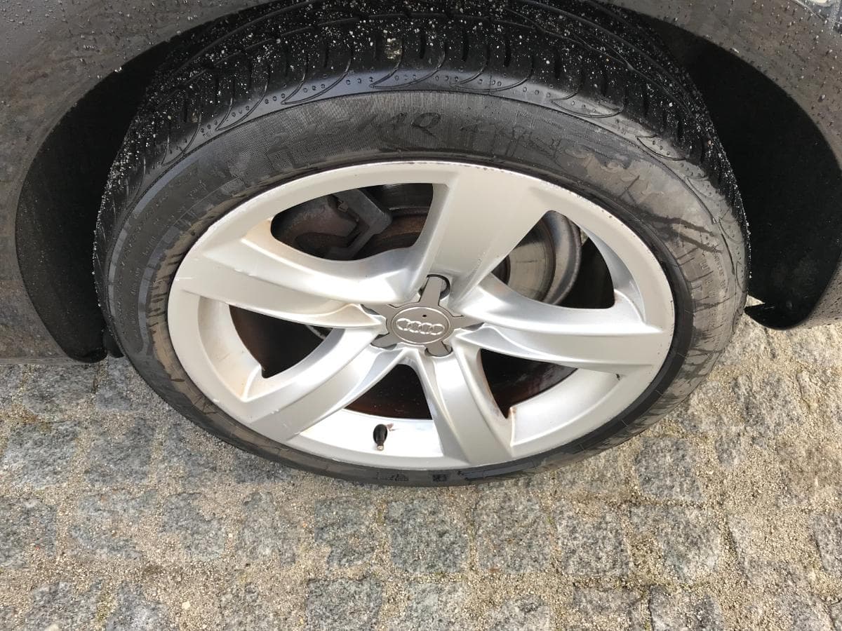 Audi A5 2.0 TDI · Ano 2010 — image 12
