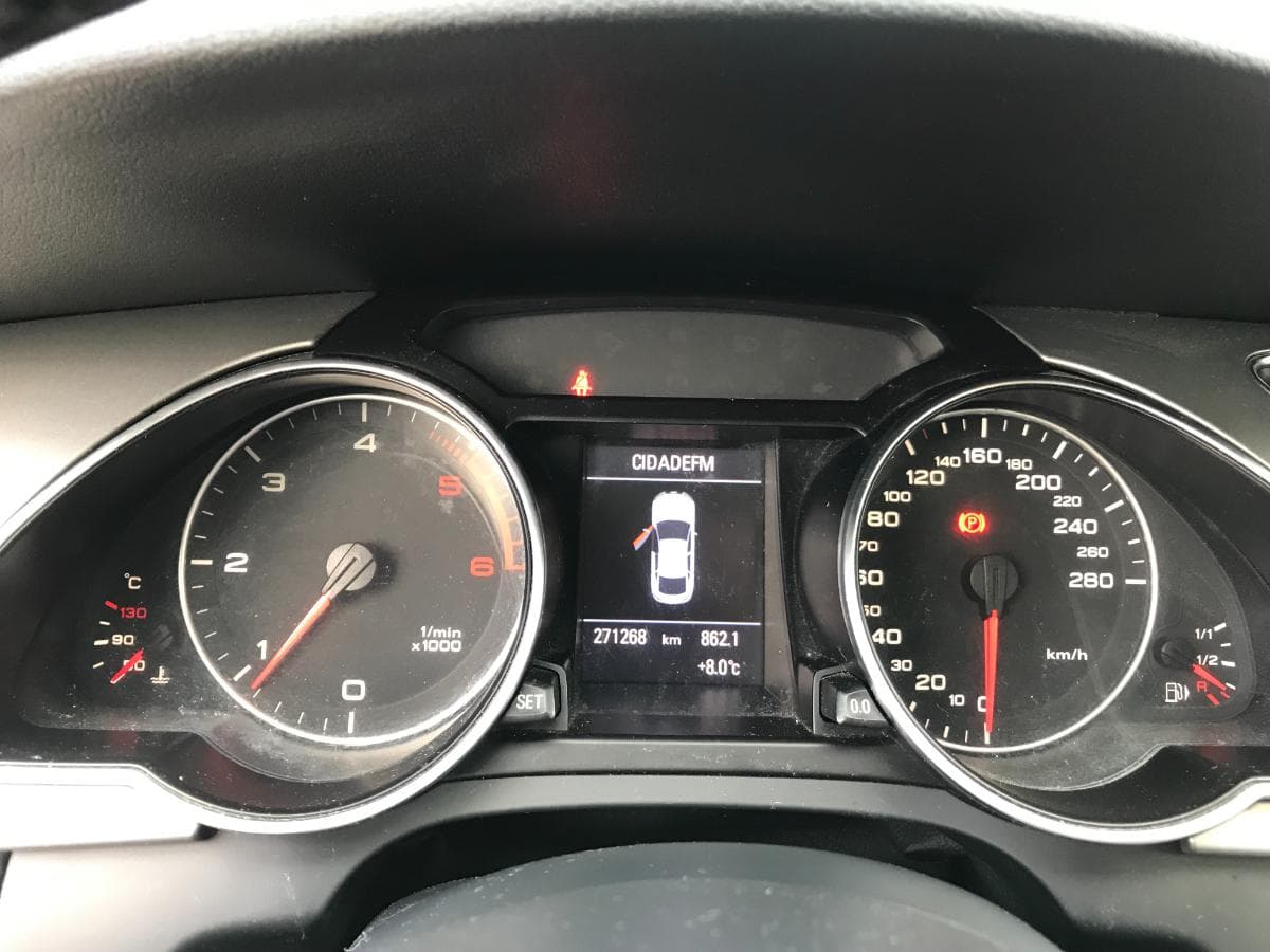 Audi A5 2.0 TDI · Ano 2010 — image 18