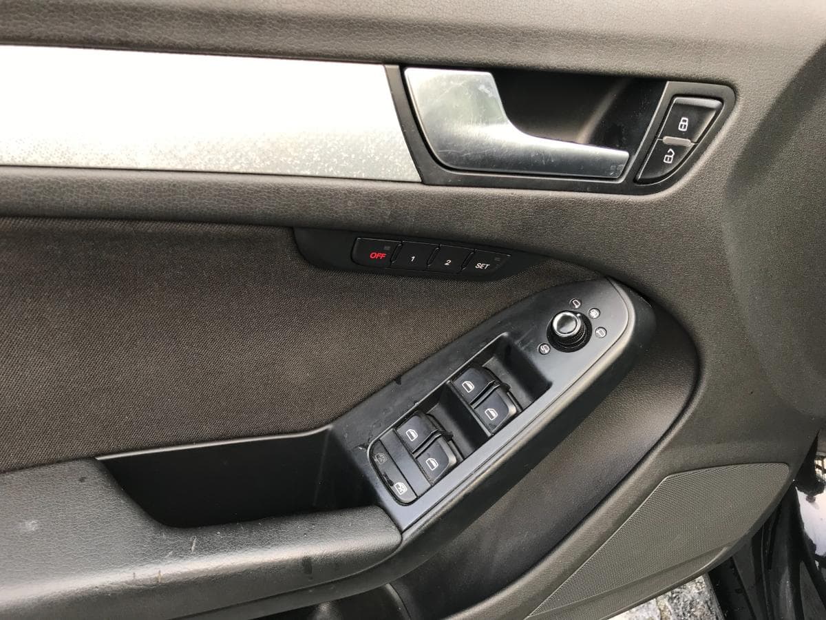 Audi A5 2.0 TDI · Ano 2010 — image 28