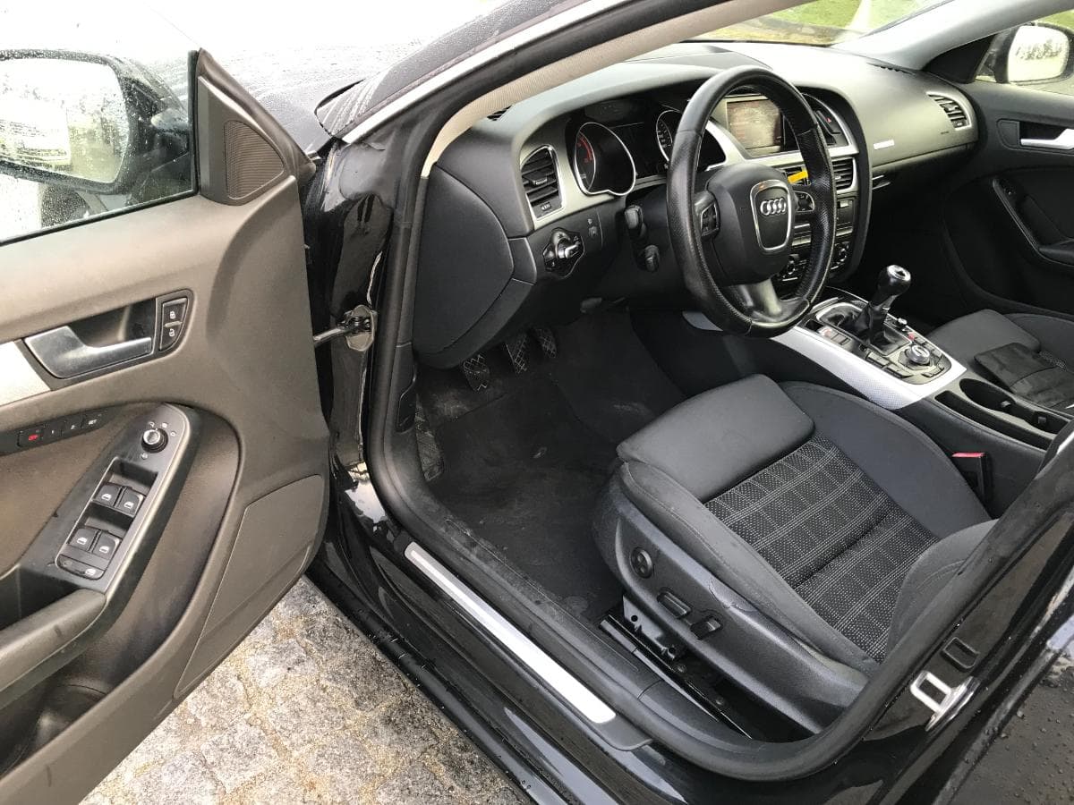 Audi A5 2.0 TDI · Ano 2010 — image 16