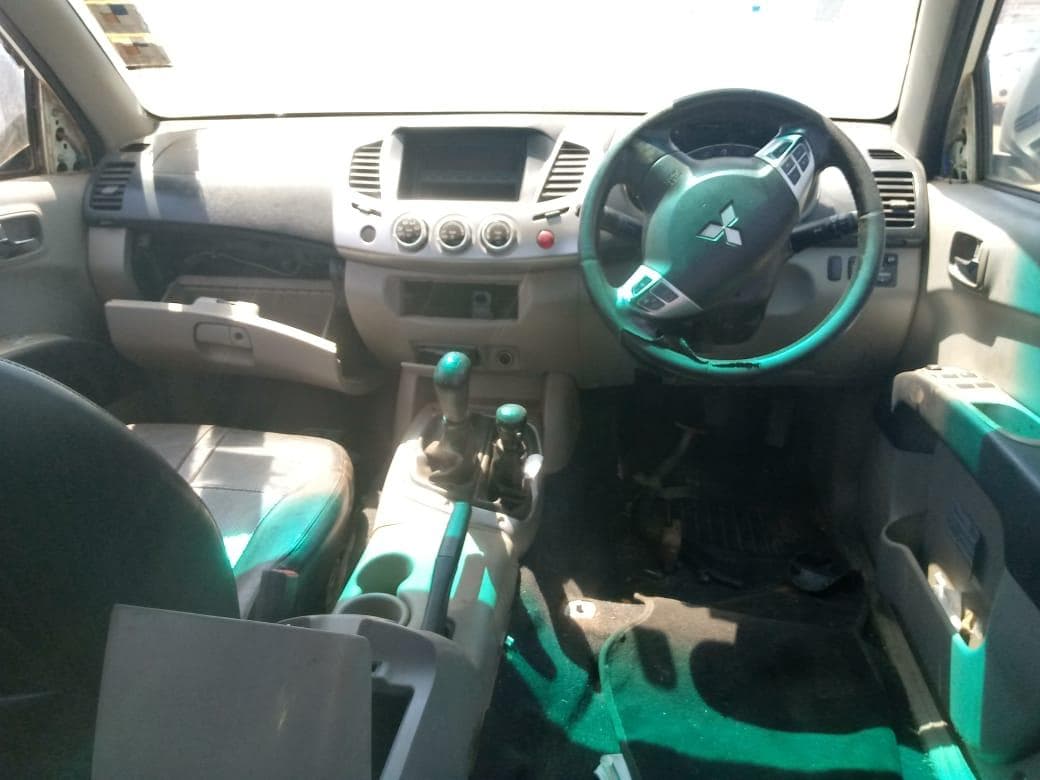 MITSUBISHI TRITON · Mocuba — imagem 8