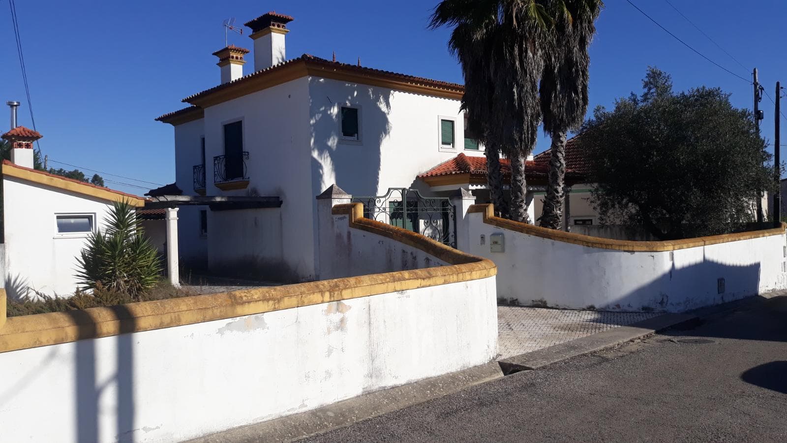 Moradia V4 + Terreno · Cantanhede — imagen 2