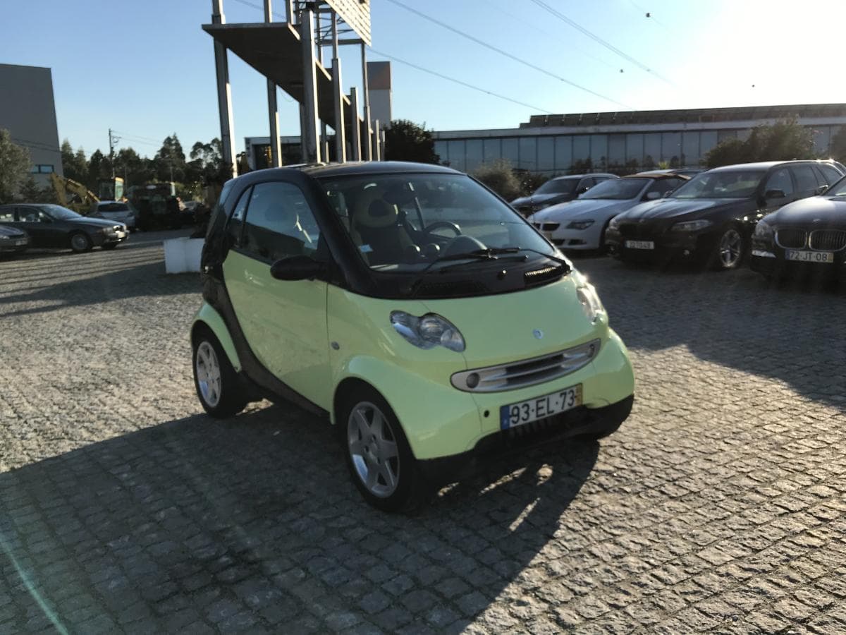Smart ForTwo CDI · Ano 2003 — image 1
