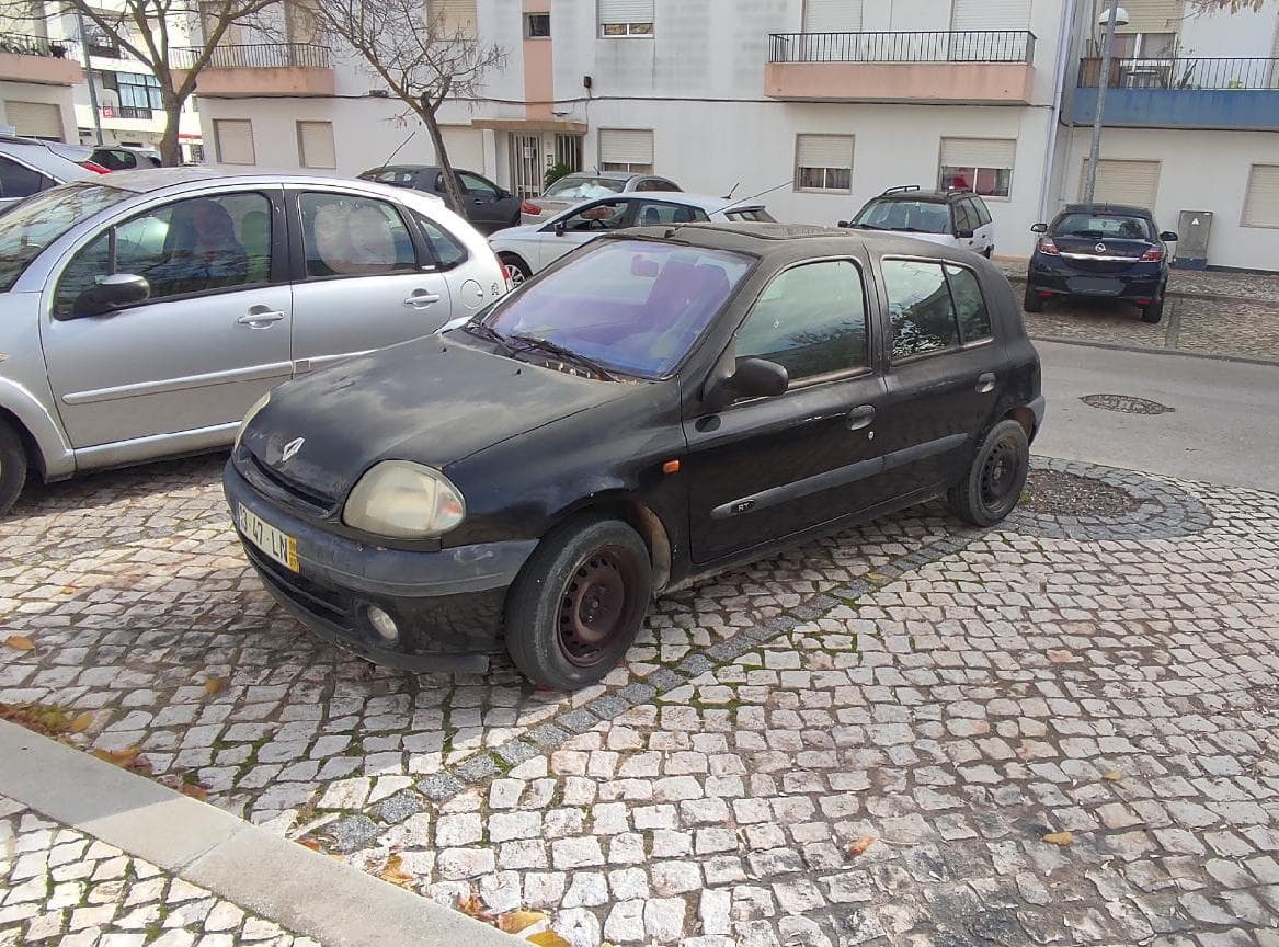 RENAULT CLIO — imagen 2
