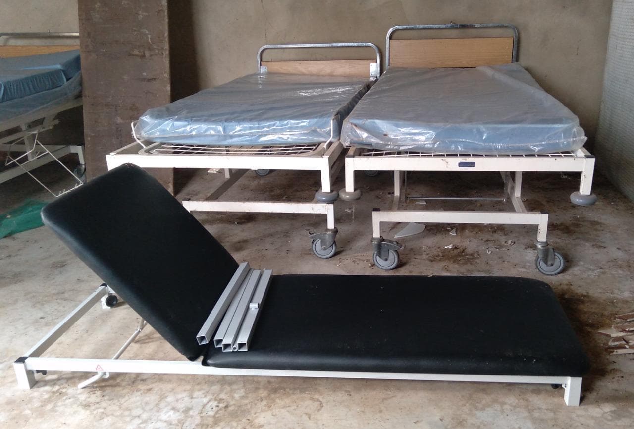 Camas hospitalares · — imagen 1