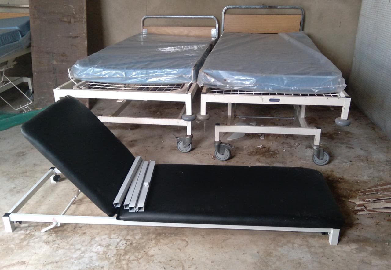 Camas hospitalares · — imagen 2