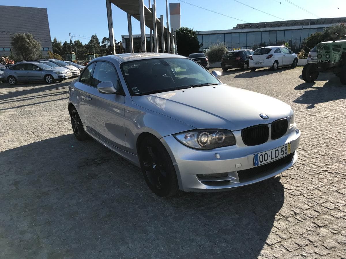 BMW 118 D Coupé · Ano 2010 — imagen 1