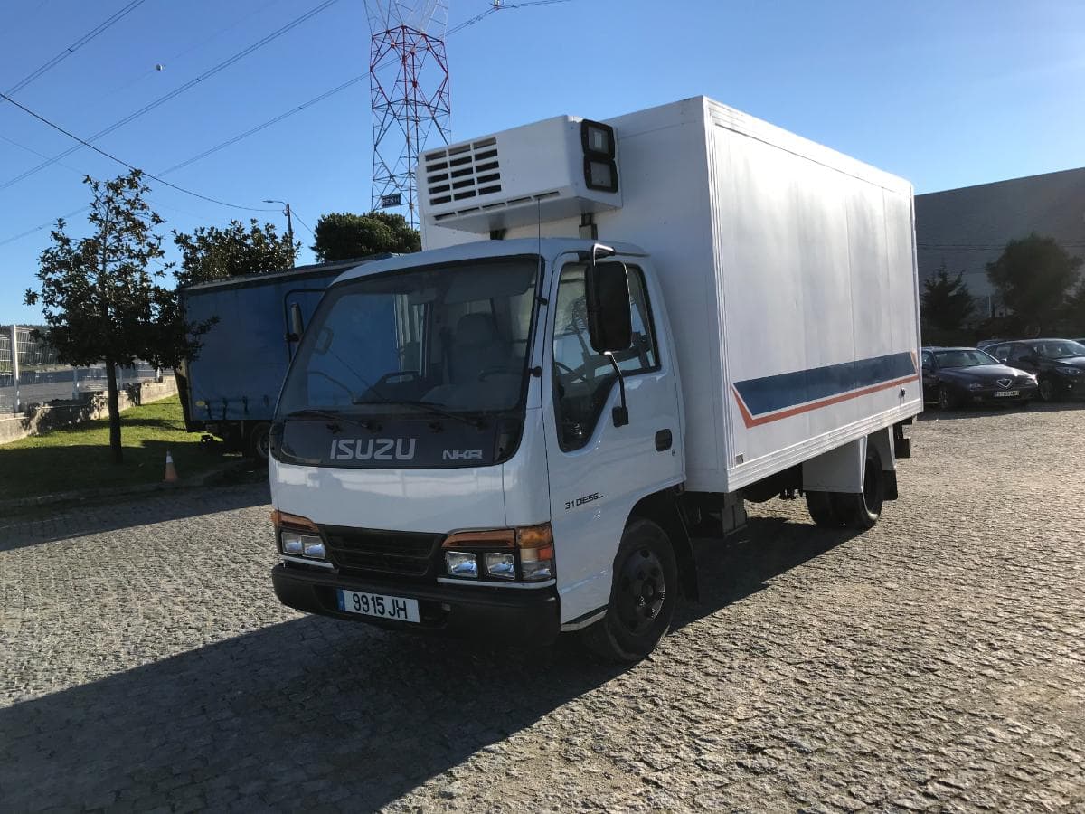 Isuzu NKR 3.1D Com Caixa de Frio · Ano 1997 — imagem 3