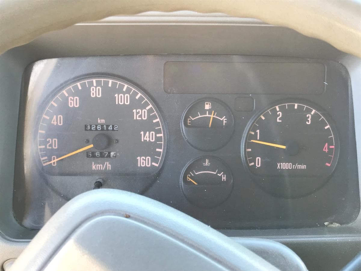 Isuzu NKR 3.1D Com Caixa de Frio · Ano 1997 — imagem 15