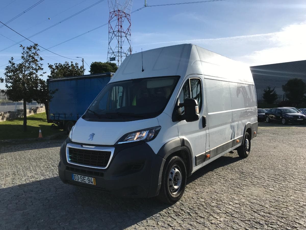Peugeot Boxer 2.0 Blue HDI · Ano 2016 — imagem 5