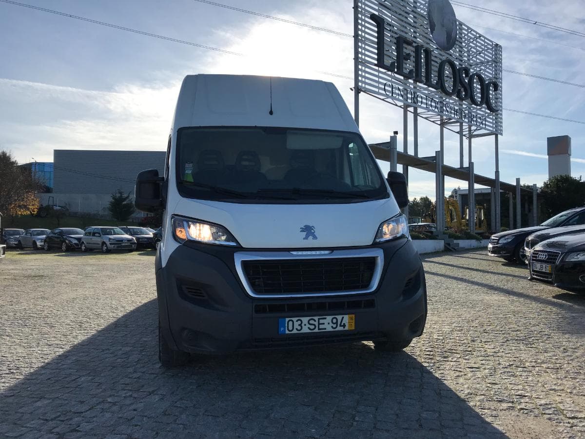 Peugeot Boxer 2.0 Blue HDI · Ano 2016 — imagem 2