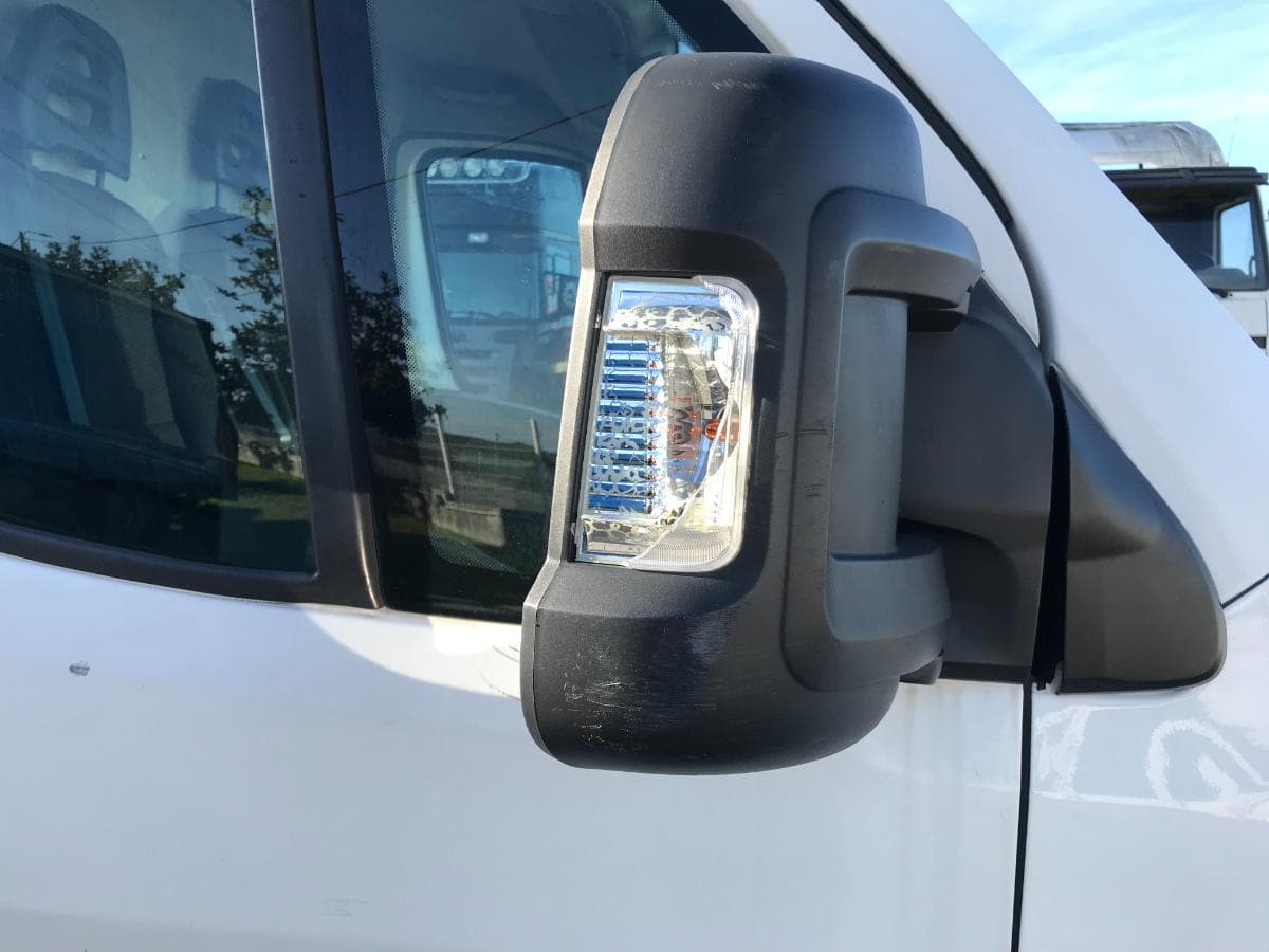 Peugeot Boxer 2.0 Blue HDI · Ano 2017 — imagem 11