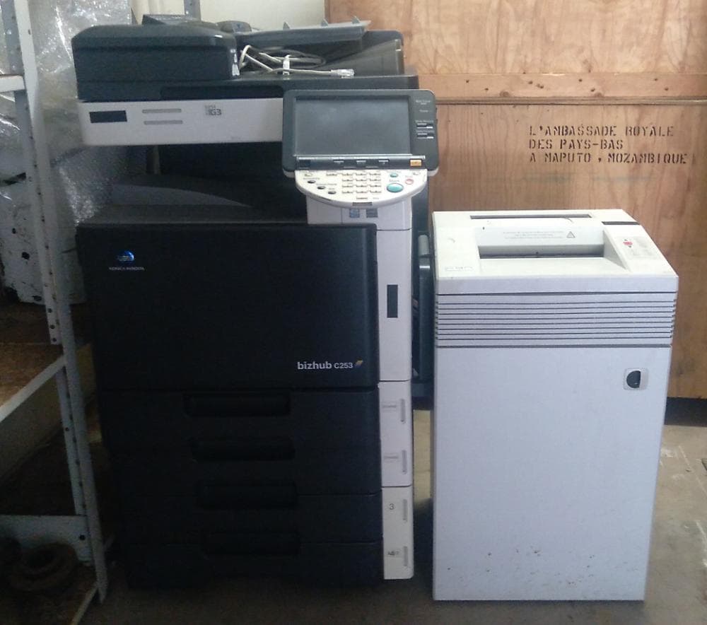 Equipamento para escritório · — image 2