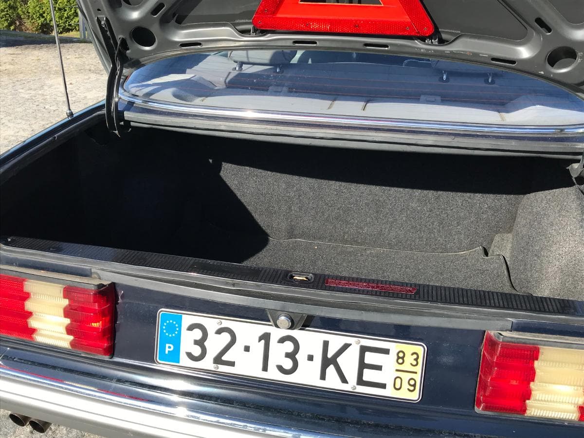 Mercedes-Benz 500 SEL V8 - 1983 — imagem 9