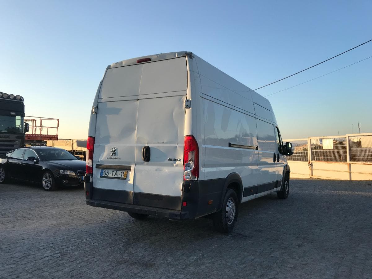 Peugeot Boxer 2.0 Blue HDI · Ano 2017 — imagem 6