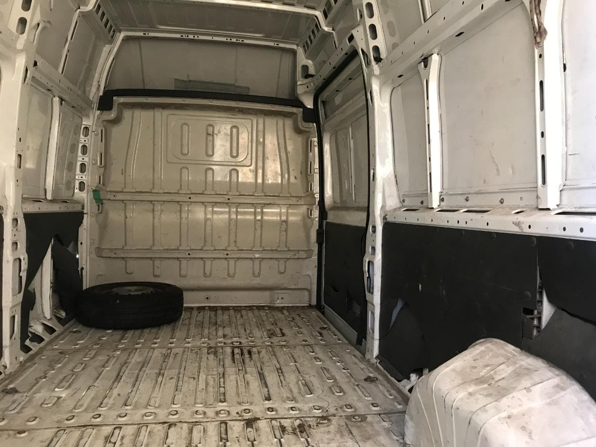 Peugeot Boxer 2.0 Blue HDI · Ano 2017 — imagem 8