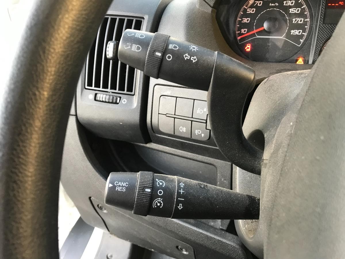 Peugeot Boxer 2.0 Blue HDI · Ano 2017 — imagem 23