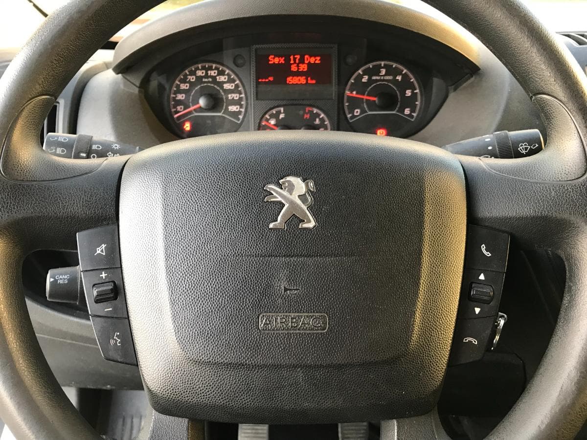Peugeot Boxer 2.0 Blue HDI · Ano 2017 — imagem 30