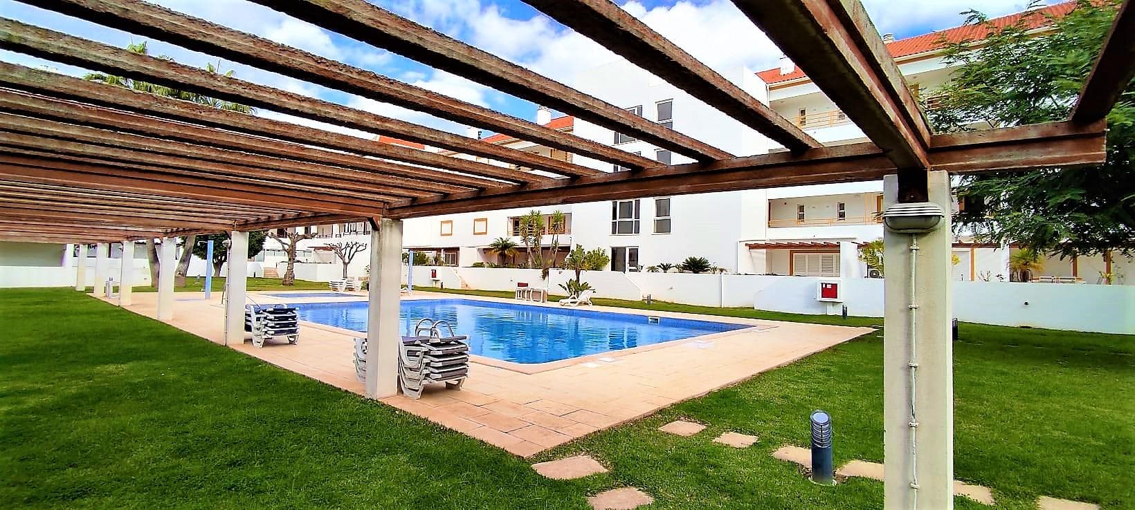 Proporções de Áreas Comuns de Edifício · Loulé — imagem 5