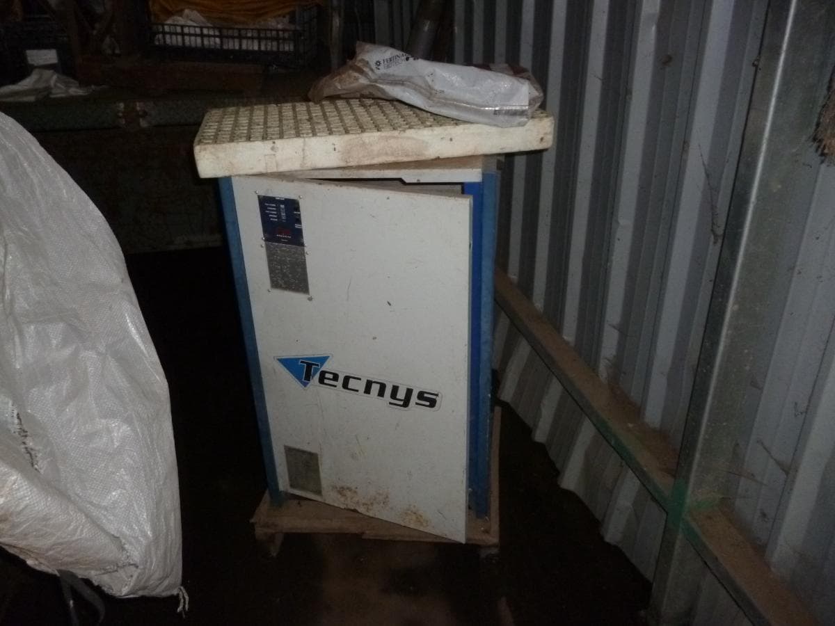 Forklift — image 3