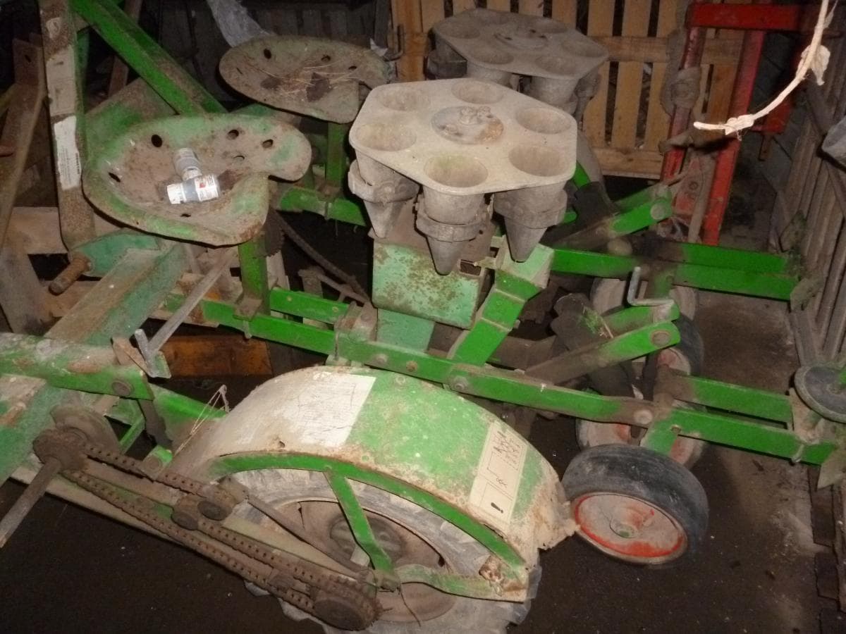 Equipamentos Agrícolas e de Apoio — imagen 2