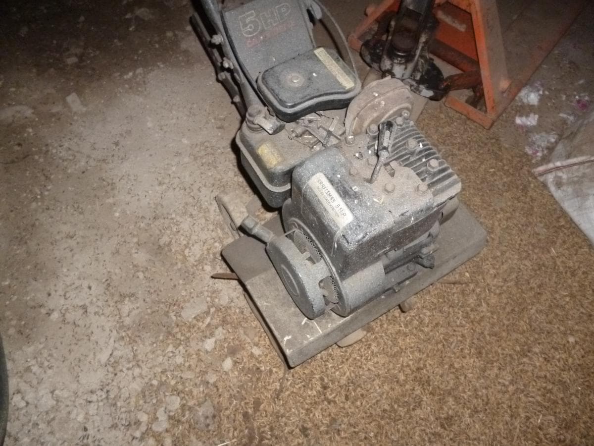Equipamentos Agrícolas e de Apoio — imagen 20