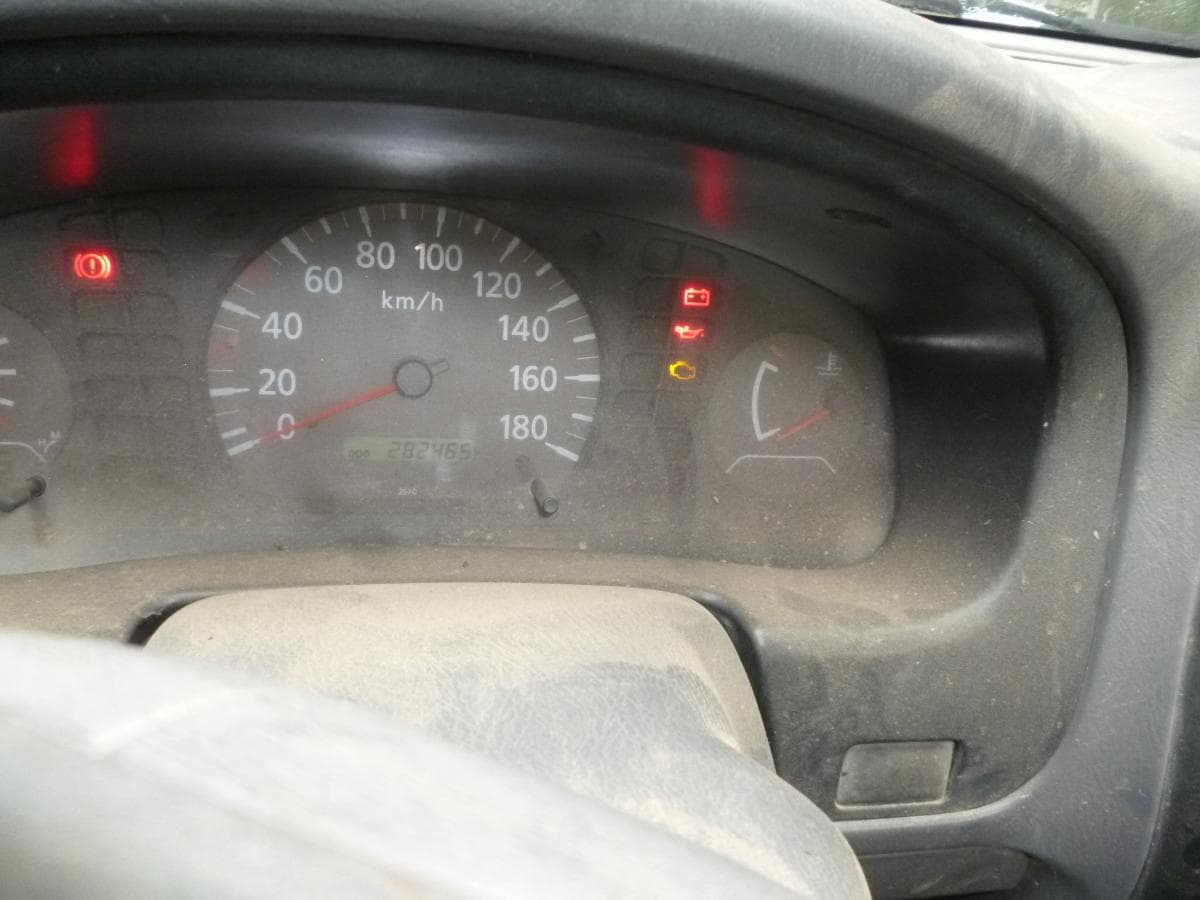 Nissan Pick-Up — imagen 7
