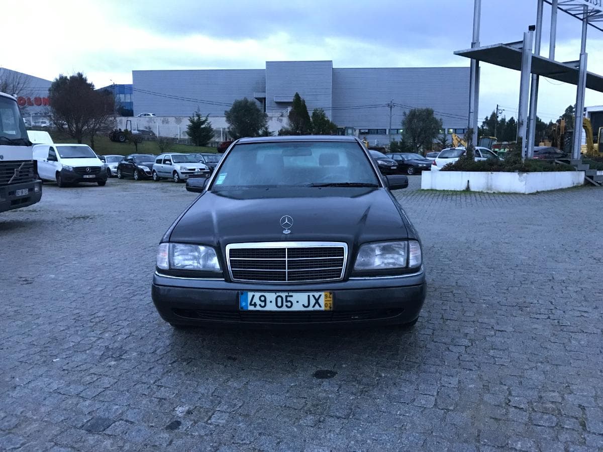Mercedes-Benz C250 D · Ano 1994 — imagem 2