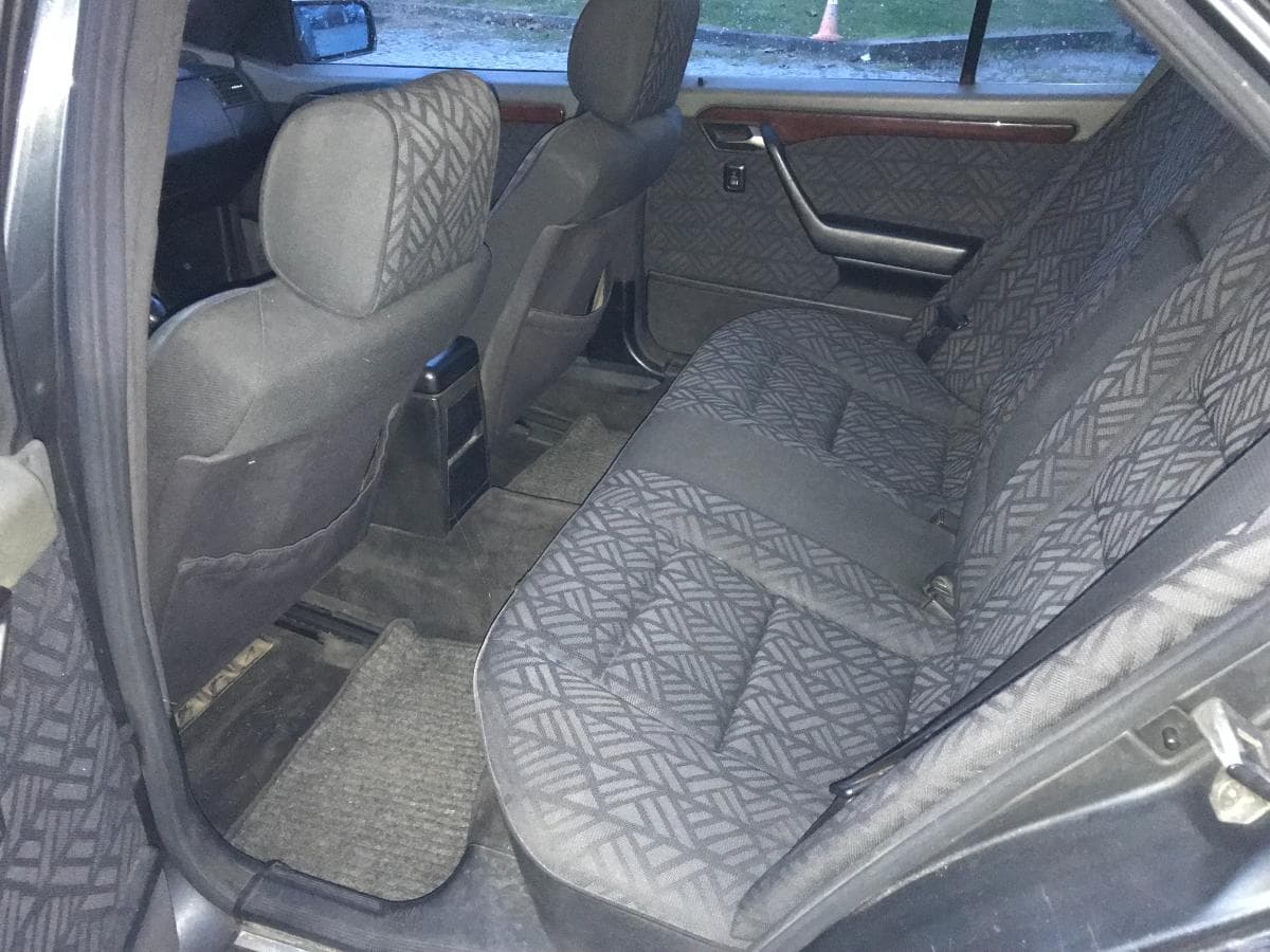 Mercedes-Benz C250 D · Ano 1994 — imagem 16
