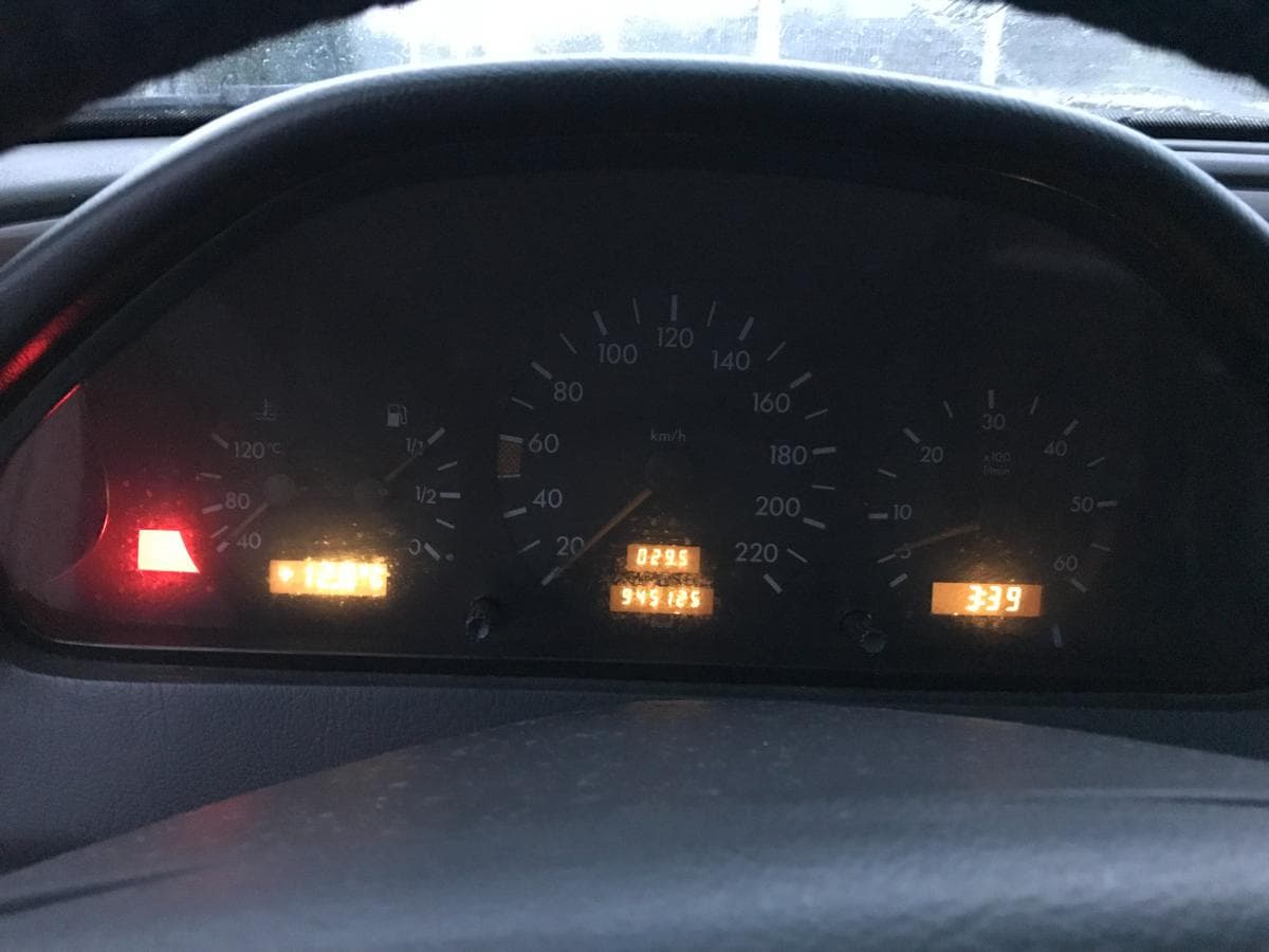 Mercedes-Benz C250 D · Ano 1994 — imagem 25