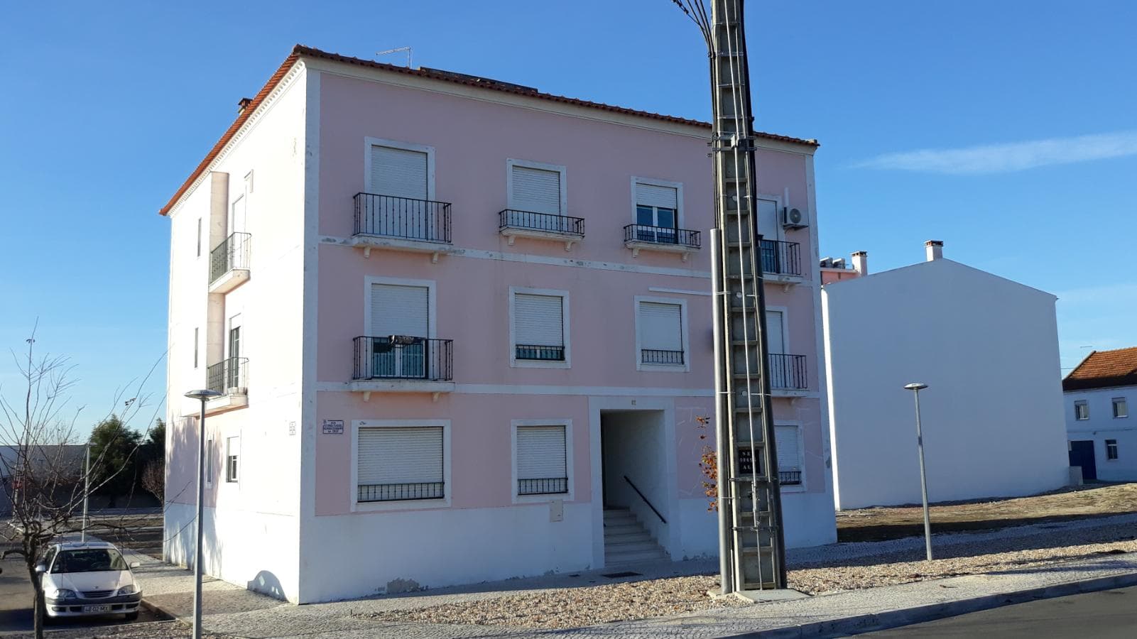Apartamento T2 · Almeirim — imagem 2