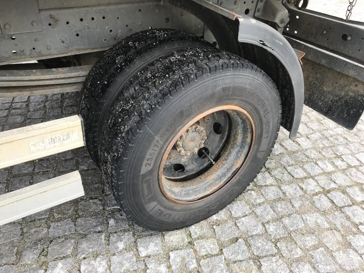 DAF 45.130 Com Grua Effer 75.28 · Ano 1998 — imagen 23