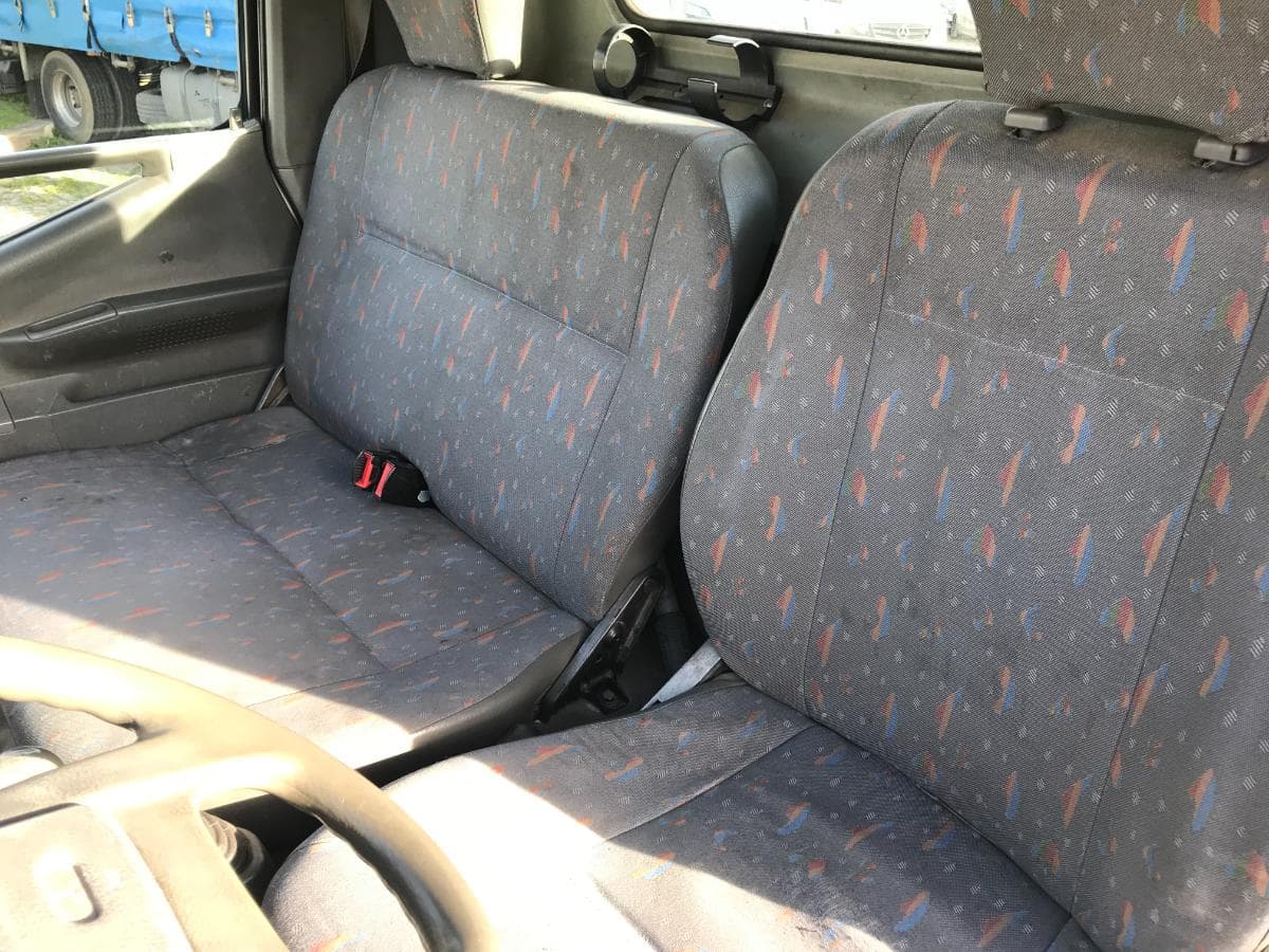 Mitsubishi Canter c/ Plataforma Elevatória de 14 M · Ano 2001 — imagem 12