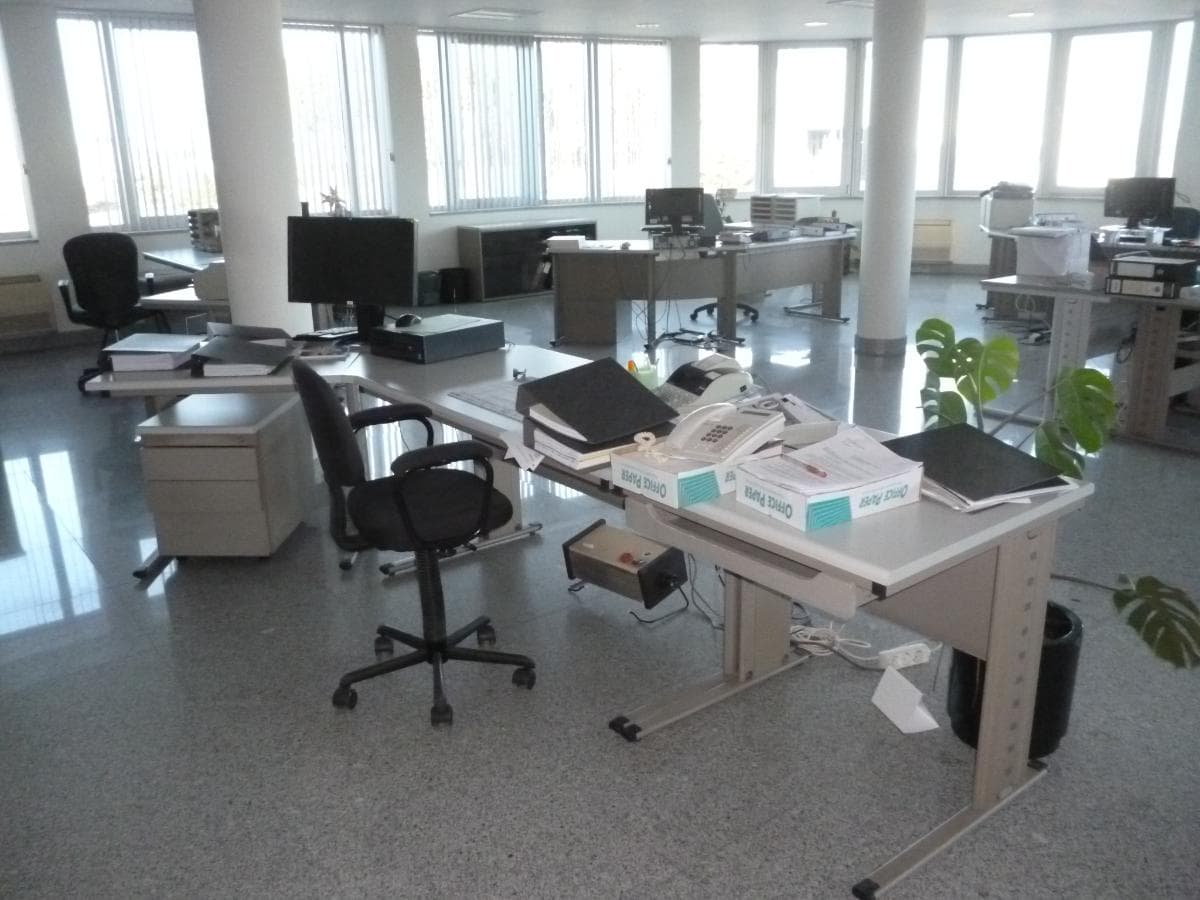 Equipamento de Escritório — imagem 1
