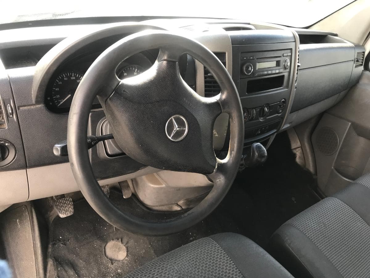 Mercedes-Benz Sprinter 316 CDI · Ano 2013 — imagem 18