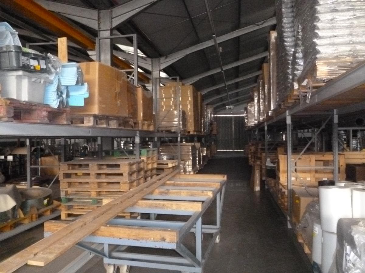 Estantes metálicas de Racks — image 2