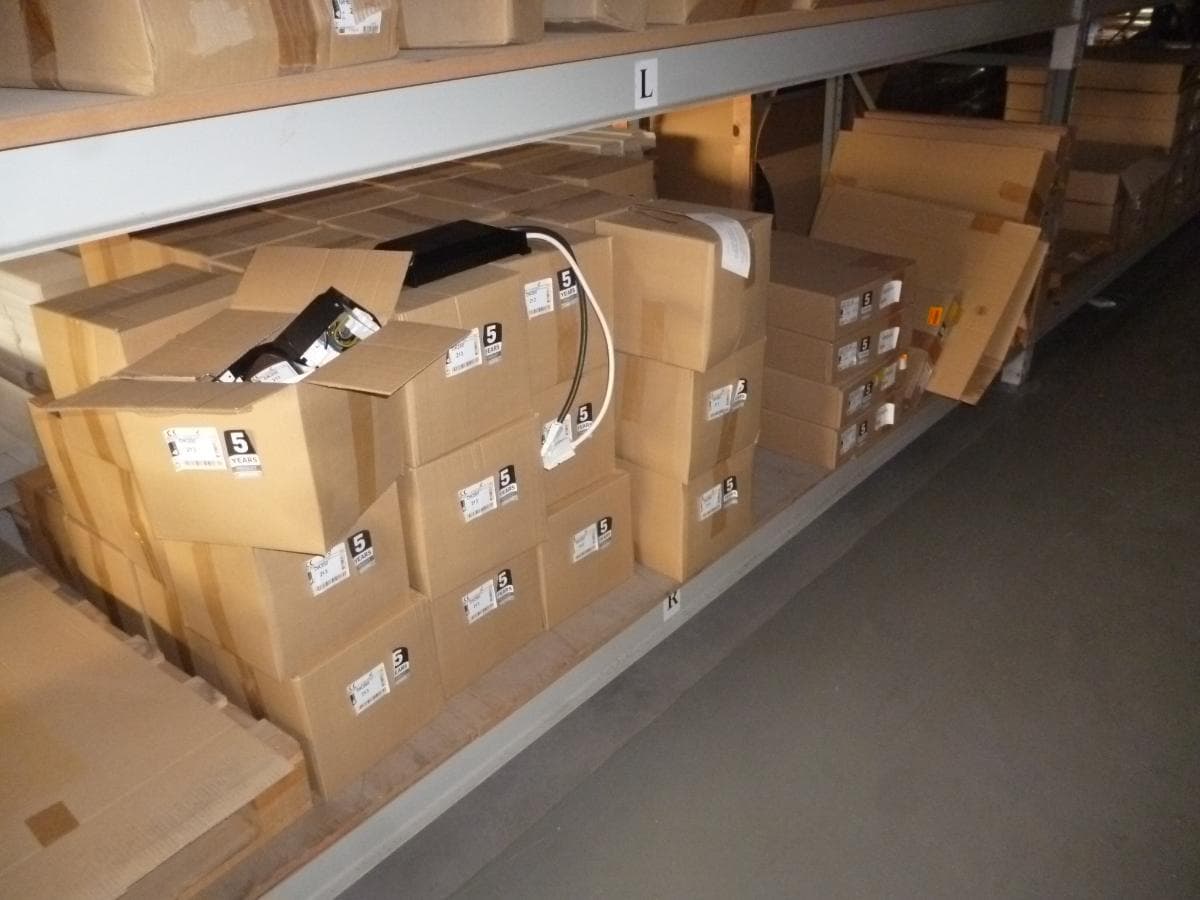 Estantes metálicas de Racks — image 15