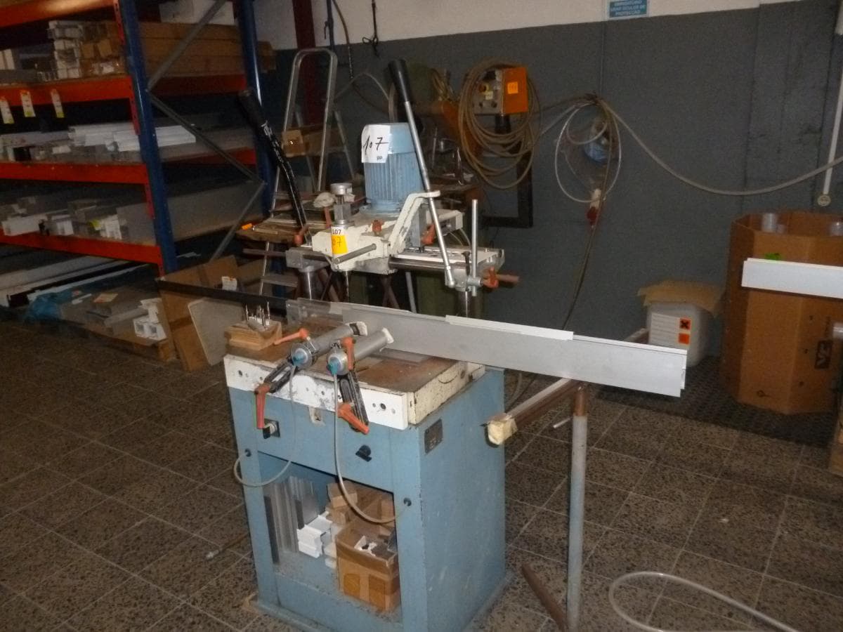 Máquina de frezar + Serra de cortar alumínio — imagen 4