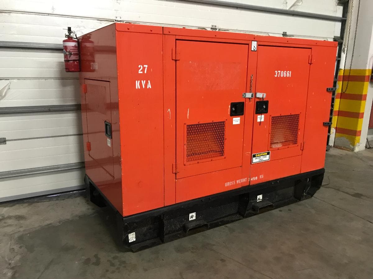 Gerador FG Wilson 27 KVA · Ano 2008 — imagem 2