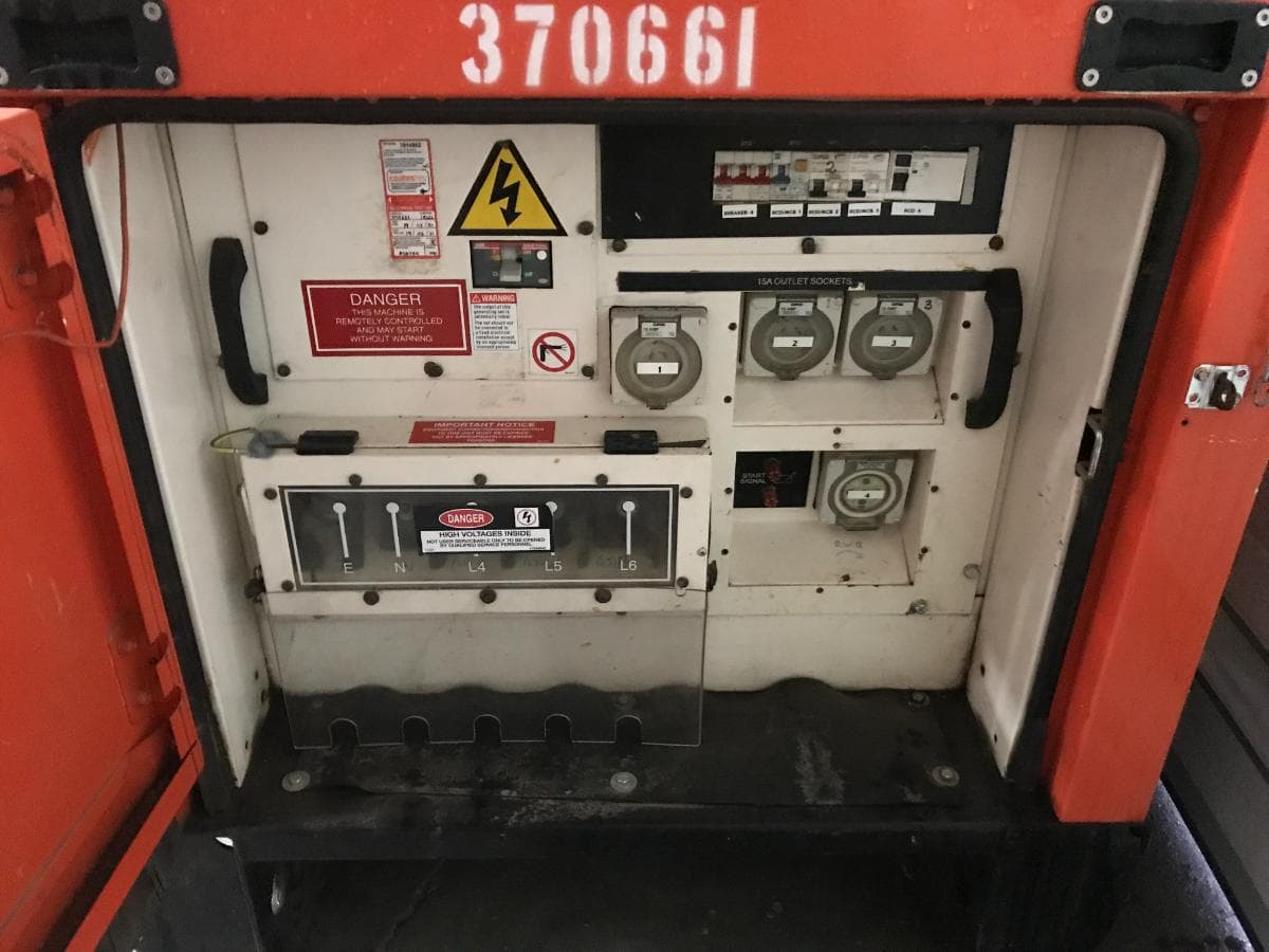 Gerador FG Wilson 27 KVA · Ano 2008 — imagem 6