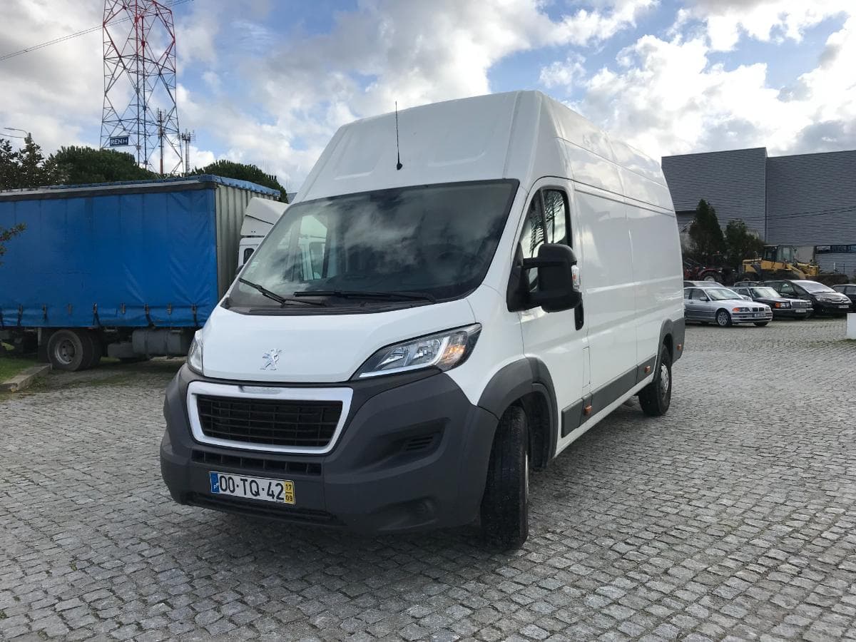Peugeot Boxer 2.0 BlueHDI · Ano 2017 — imagen 3