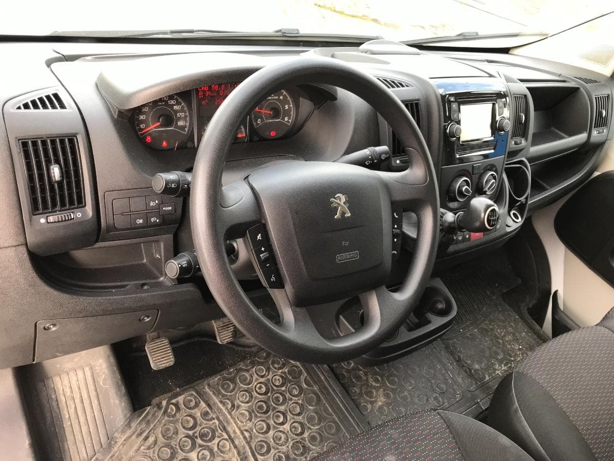 Peugeot Boxer 2.0 BlueHDI · Ano 2017 — imagen 24
