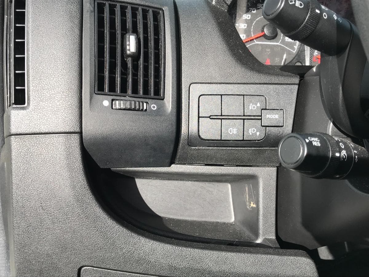 Peugeot Boxer 2.0 BlueHDI · Ano 2017 — imagen 26