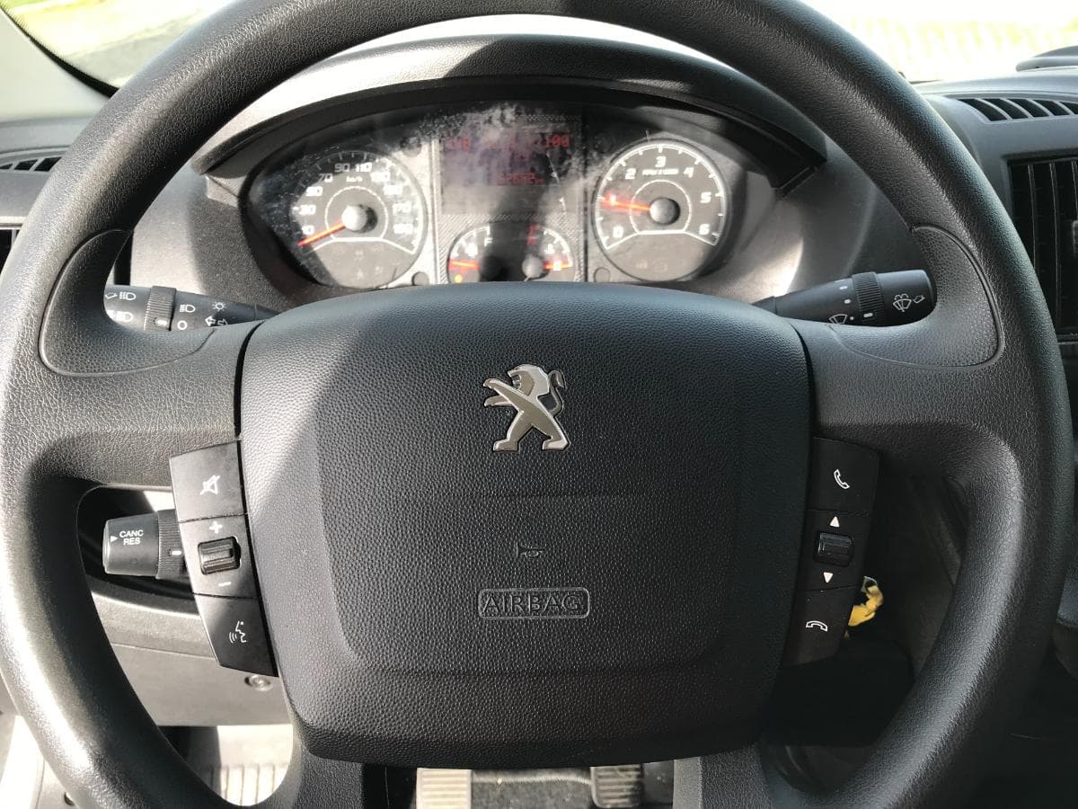 Peugeot Boxer 2.0 BlueHDI · Ano 2017 — imagen 27