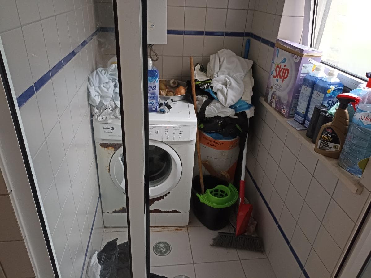 1/2 de Apartamento T2 + Arrumos · Aveiro — image 3