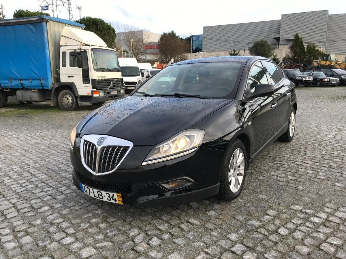 Lancia Delta III 1.6D · Ano 2009 — imagen 3