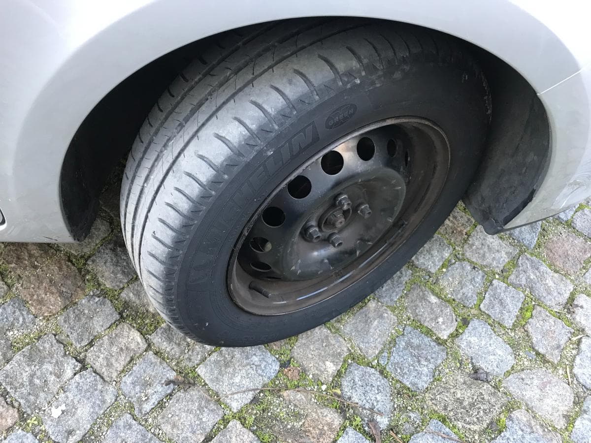 Renault Clio 1.5 DCI · Ano 2007 — imagen 19